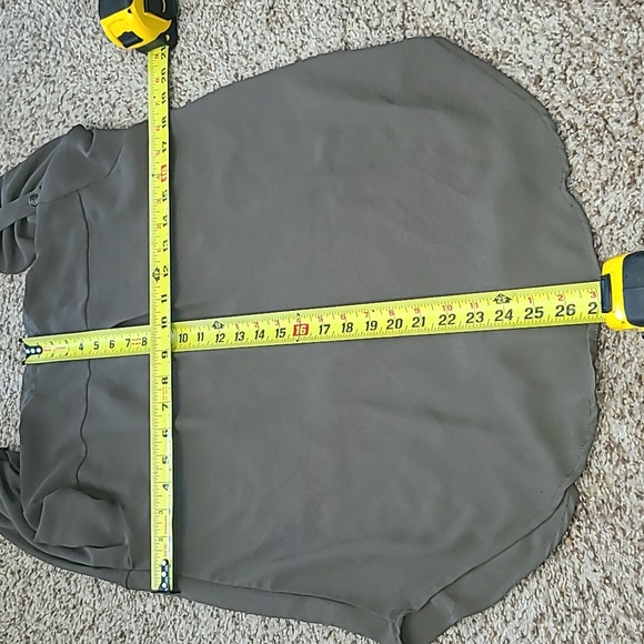 Lush Green Asymmetrical 3/4 Sleeve Blouse - Picture 6 of 6